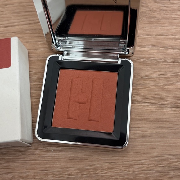 Haus Labs Blush - Picture 2 of 6